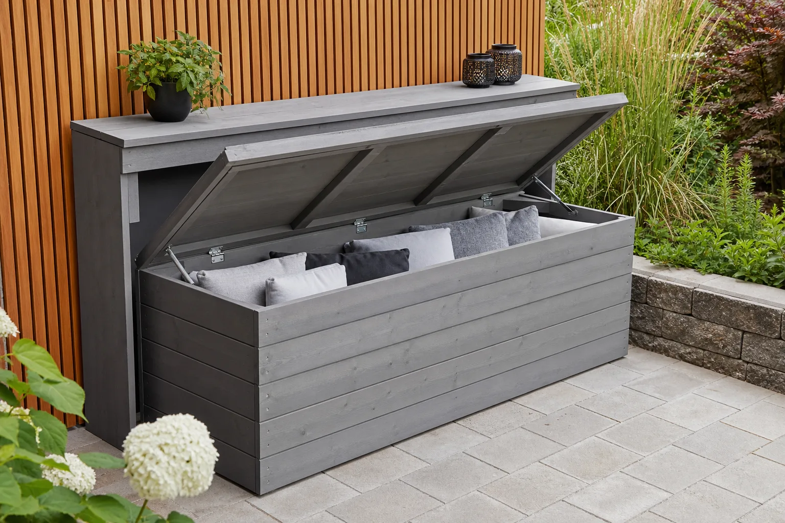 Auflagenbox mit zusaetzlicher Ablage bauen: Praktisches Gartenprojekt