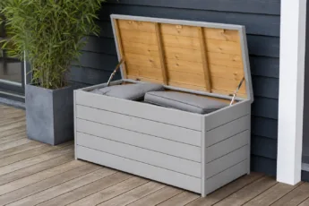 Praktische DIY-Auflagenboxen für mehr Stauraum